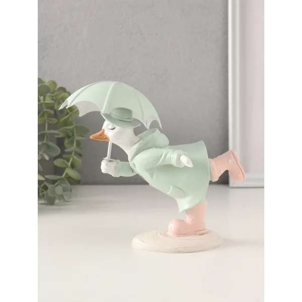 Фигурка Утка в дождевике