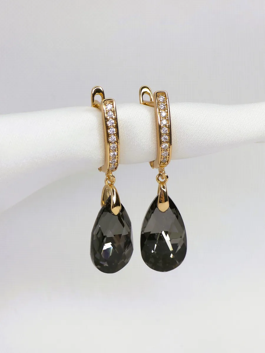 Серьги подвески Swarovski, 3,5 см.