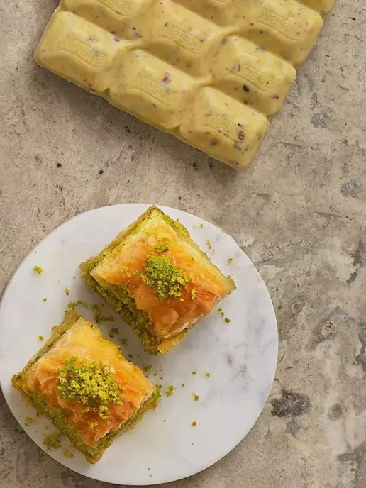 Nestle Шоколад белый с фисташками и пахлавой 3 шт по 60 гр, 2 шт, фото 5