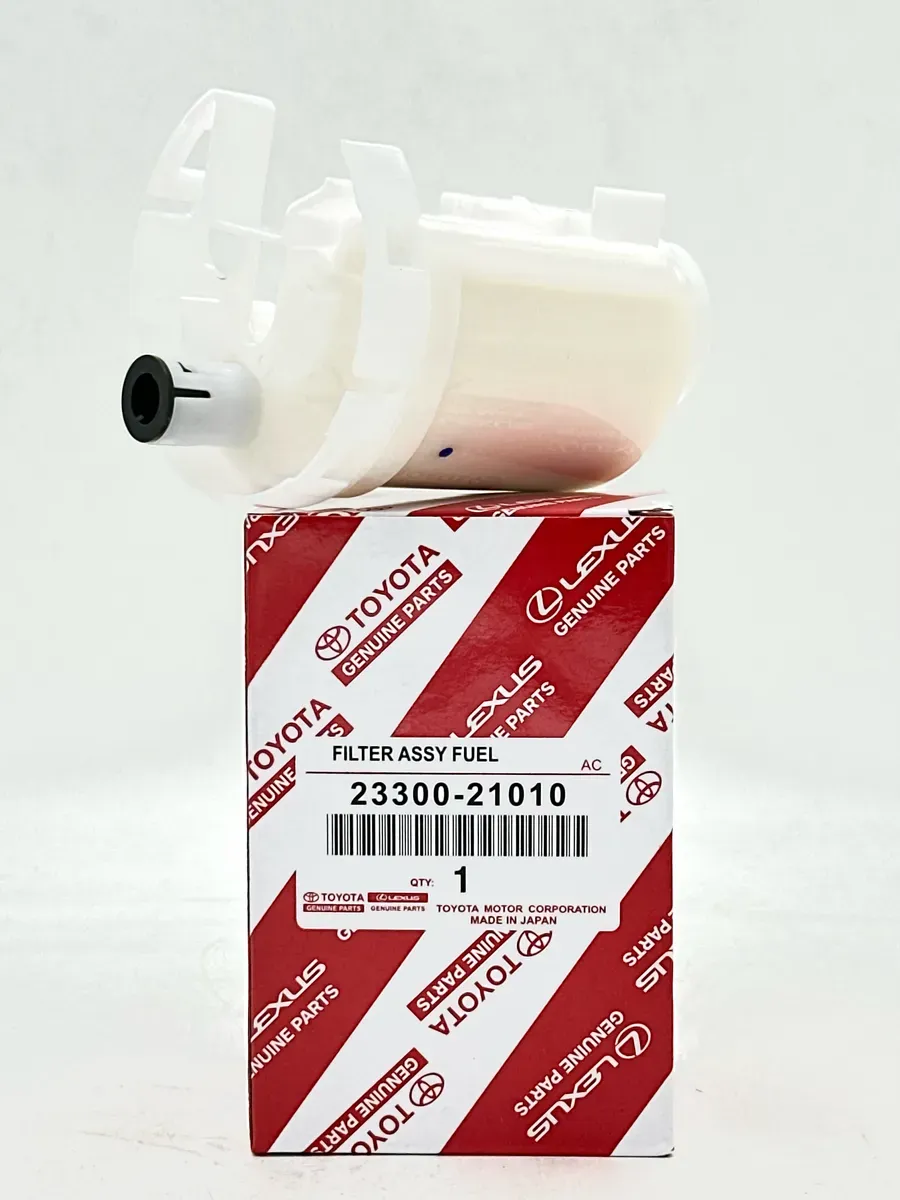 Фильтр топливный Toyota 23300-21010