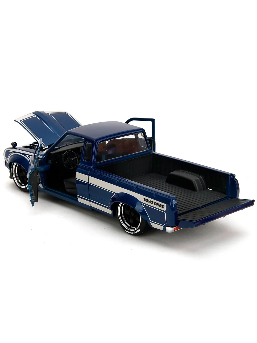 Модель Машинки 1:24 JDM Tuners 1972 Datsun 620 35953