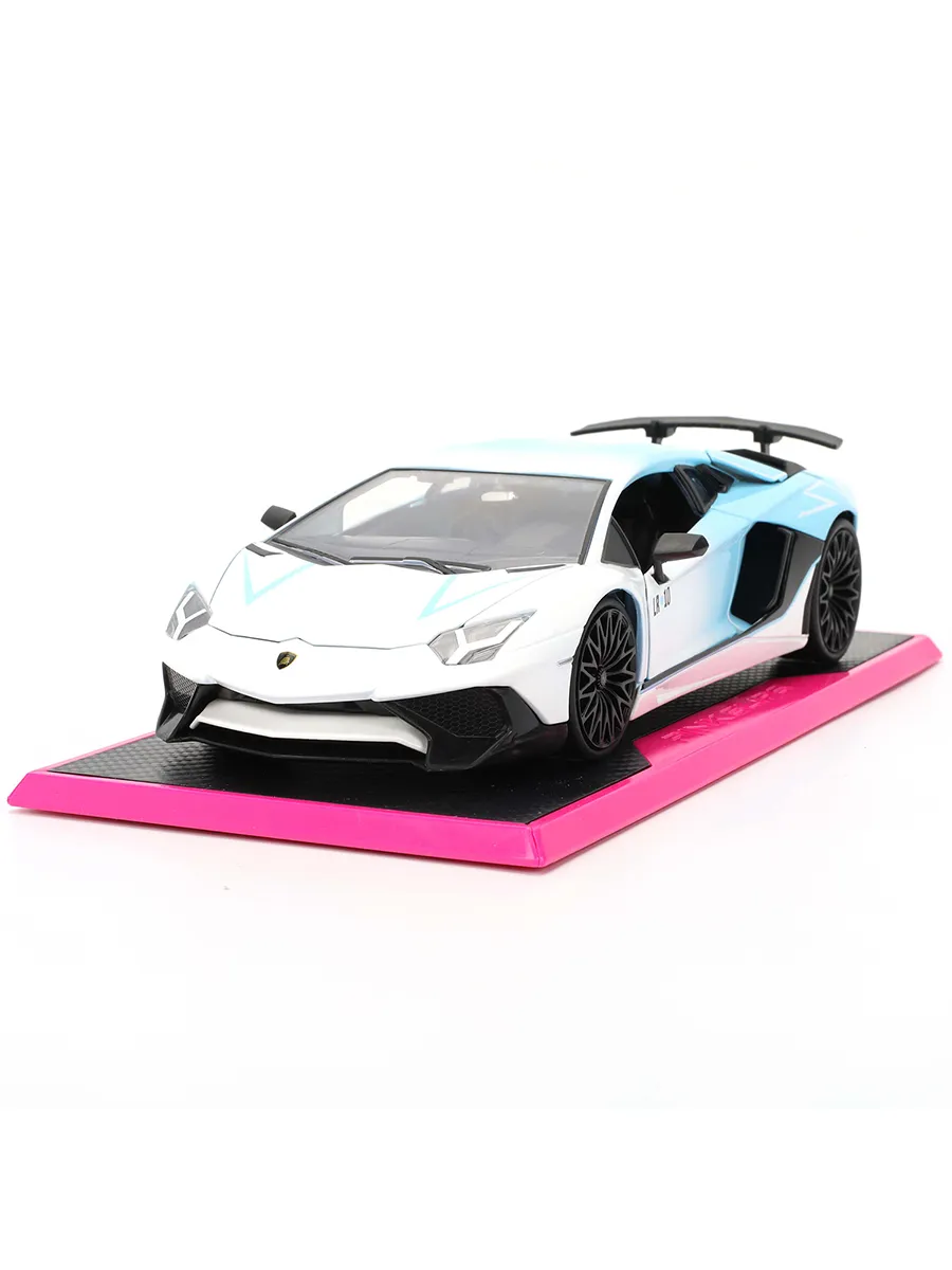 Модель Машинки 1:24 Pink Slips Lamborghini Aventador SV