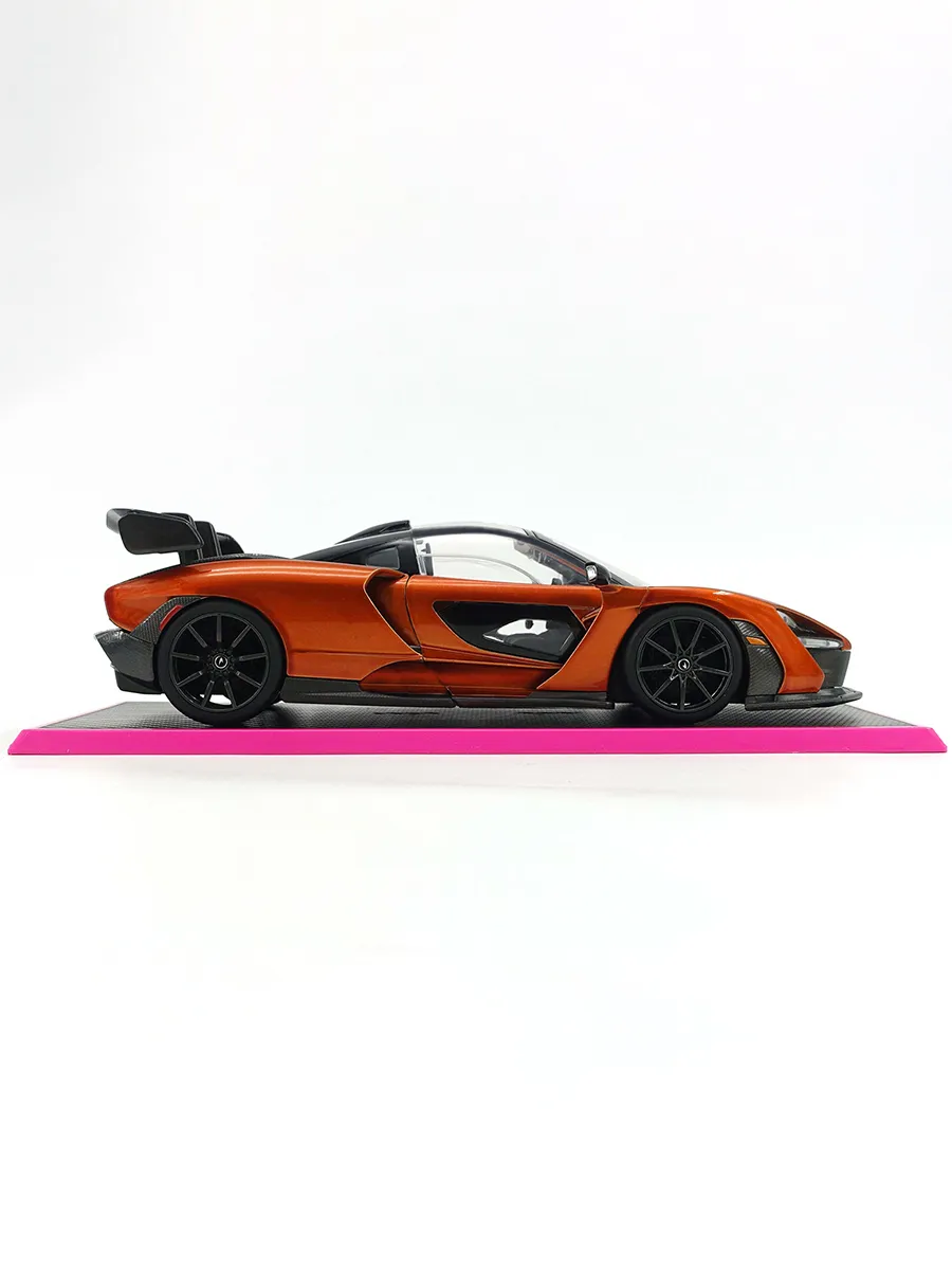 Модель Машинки 1:24 Pink Slips McLaren Senna New 35900 Модель Машинки 1:24 Pink Slips McLaren Senna New 35900