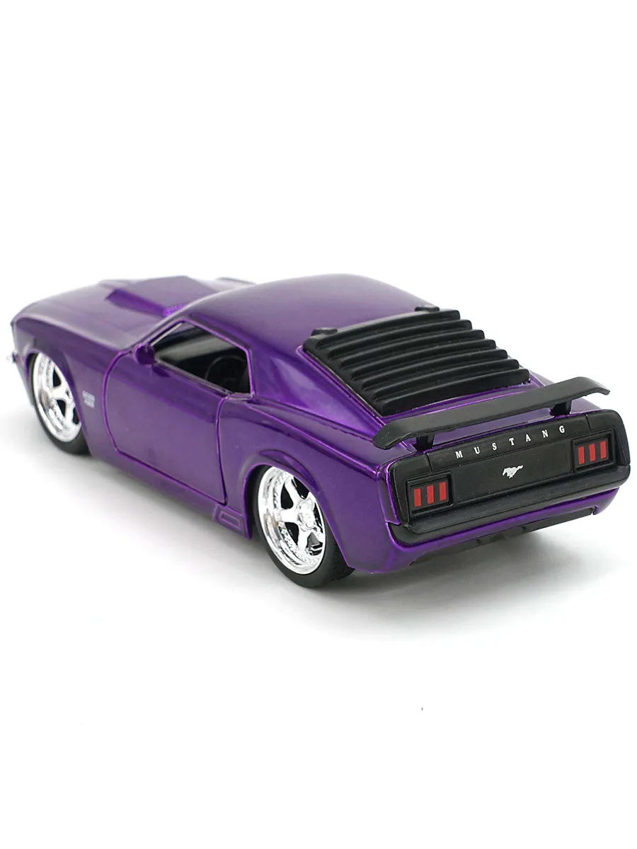 Модель Машинки 1:32 Pink SIips 1970 Ford Mustang Boss