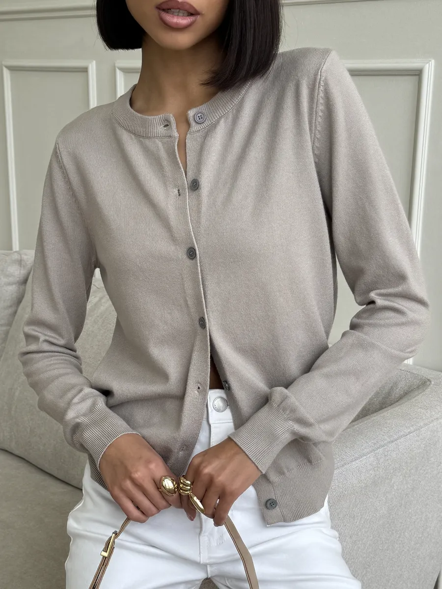 Кардиган на пуговицах